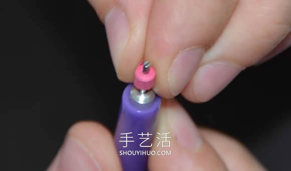 给新妈妈的礼物！衍纸宝宝脚印手工制作教程 -  www.shouyihuo.com