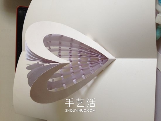 卡纸手工制作立体心形卡片的做法图解 -  www.shouyihuo.com