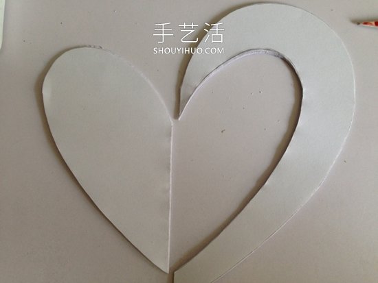 卡纸手工制作立体心形卡片的做法图解 -  www.shouyihuo.com