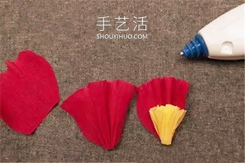皱纹纸手工制作开花的仙人掌的做法教程 -  www.shouyihuo.com