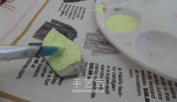 鸡蛋保护托废物利用 手工制作花朵的做法 -  www.shouyihuo.com