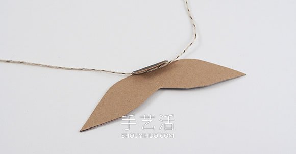 幼儿废物利用制作父亲节礼物挂饰教程 -  www.shouyihuo.com