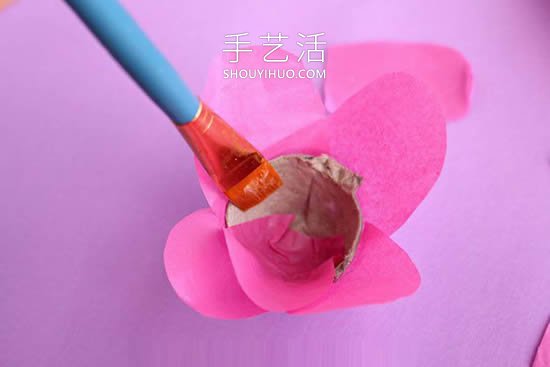 幼儿园母亲节插花礼物手工制作教程 -  www.shouyihuo.com