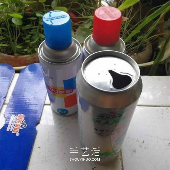 简单易拉罐废物利用 自制飞机模型的方法  -  www.shouyihuo.com