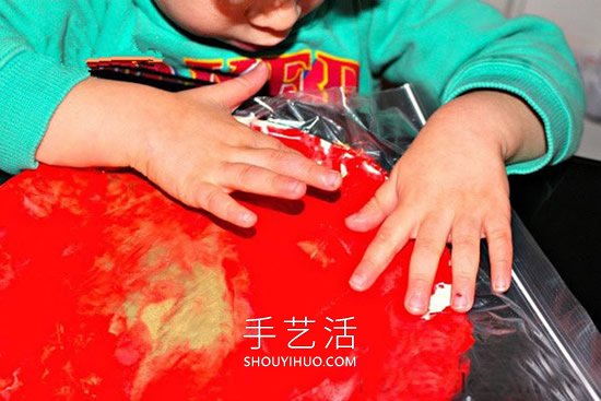 纸盘手工制作端午节舞龙的做法图解教程 -  www.shouyihuo.com