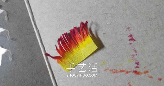 皱纹纸手工制作简单腊梅花的做法教程 -  www.shouyihuo.com