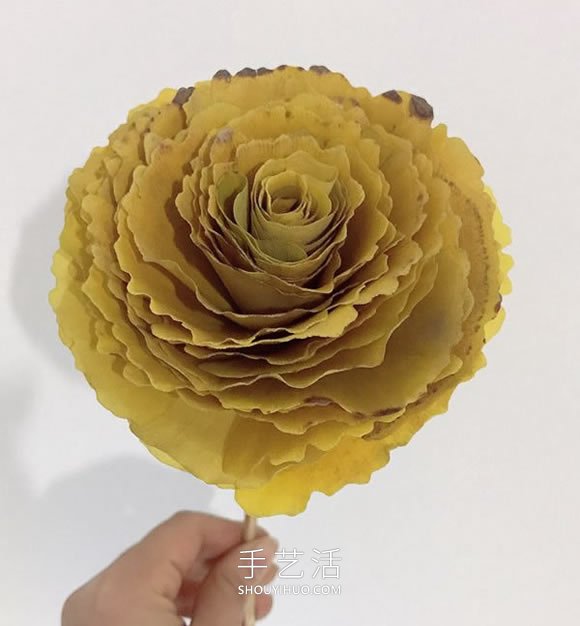 自制银杏叶玫瑰花的方法图解教程 -  www.shouyihuo.com