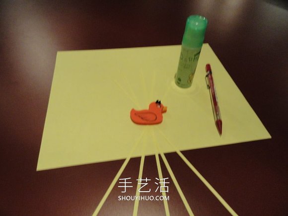 春天手工制作彩纸雏菊的做法教程 -  www.shouyihuo.com