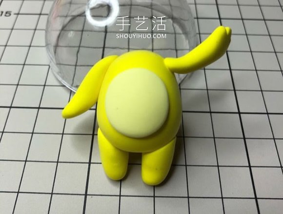超轻粘土手工制作扮成小鸡的娃娃图解 -  www.shouyihuo.com