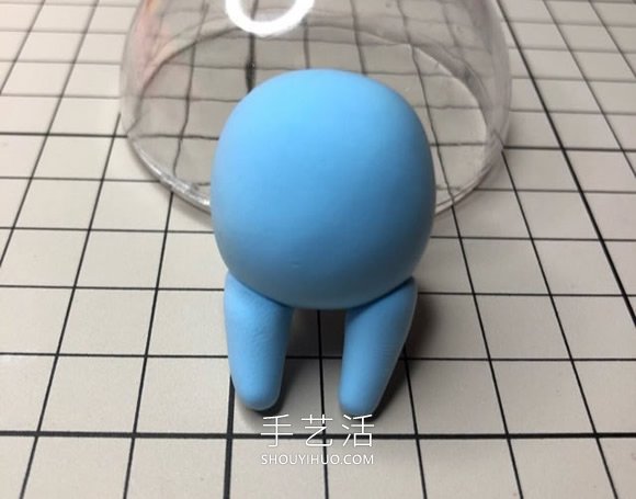 超轻粘土手工制作扮成小鸡的娃娃图解 -  www.shouyihuo.com