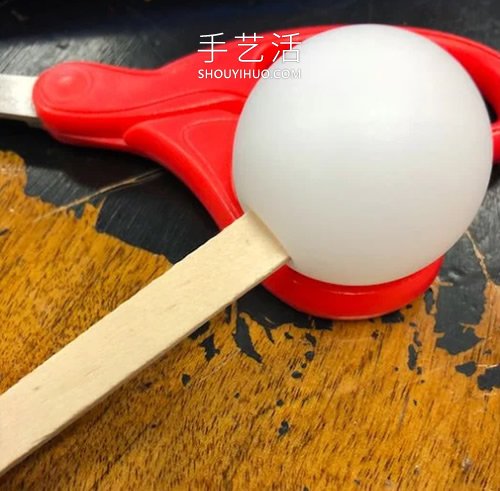 自制万圣节骷髅小人挂饰的方法图解教程 -  www.shouyihuo.com