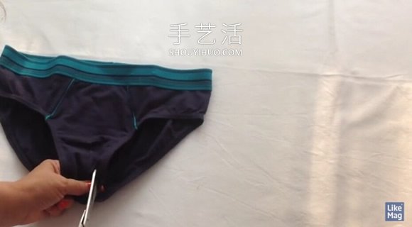 旧的三角裤巧改造 DIY运动内衣的方法图解！ -  www.shouyihuo.com