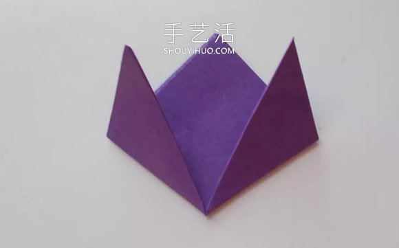 折纸制作母亲节郁金香贺卡的做法教程 -  www.shouyihuo.com