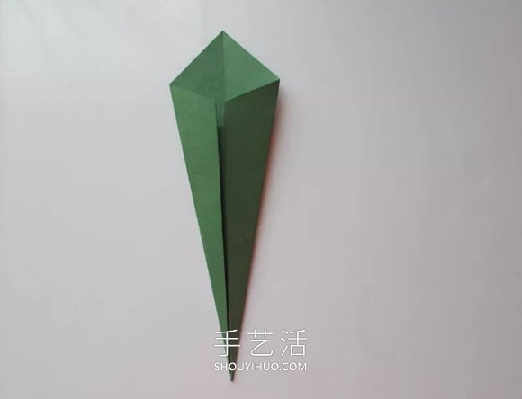 折纸制作母亲节郁金香贺卡的做法教程 -  www.shouyihuo.com