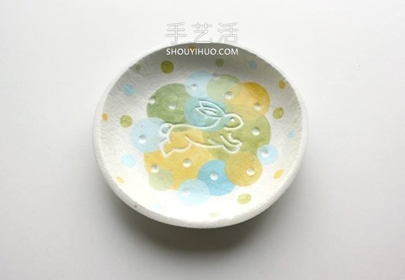 自制粘土小饰品盘的方法图解教程 -  www.shouyihuo.com