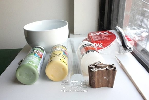 自制粘土小饰品盘的方法图解教程 -  www.shouyihuo.com