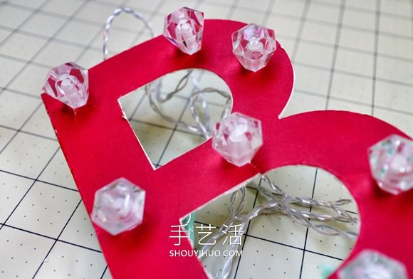 简单自制酒吧字母灯饰的方法图解教程 -  www.shouyihuo.com