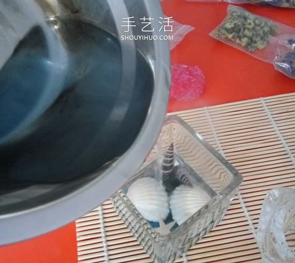 简单自制漂亮蜡烛杯的方法图解教程 -  www.shouyihuo.com