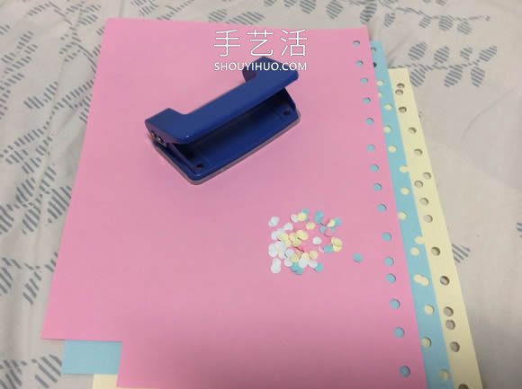 自制好看圣诞贺卡的方法图解教程 -  www.shouyihuo.com