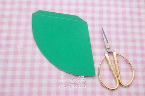 简单卡纸手工制作立体圣诞树的做法教程 -  www.shouyihuo.com
