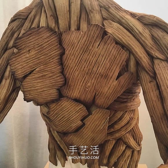 用姜饼制作令人难以置信的电影风格雕塑作品 -  www.shouyihuo.com