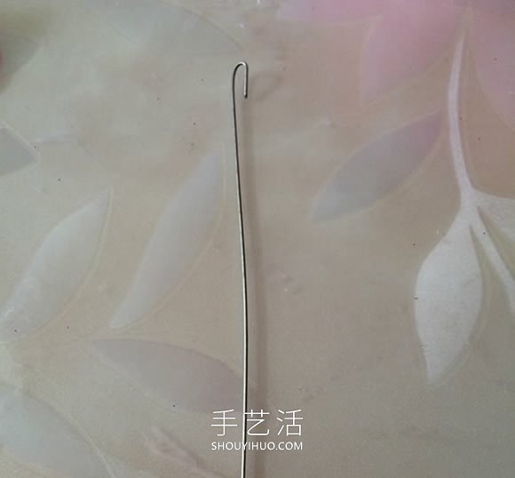 皱纹纸手工制作母亲节康乃馨花的做法教程 -  www.shouyihuo.com