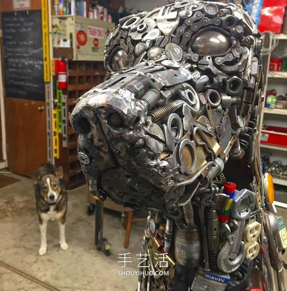 螺栓等废金属再利用 制作真人大小动物雕塑 -  www.shouyihuo.com