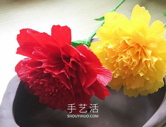 康乃馨皱纹纸花的手工制作方法图解教程 -  www.shouyihuo.com