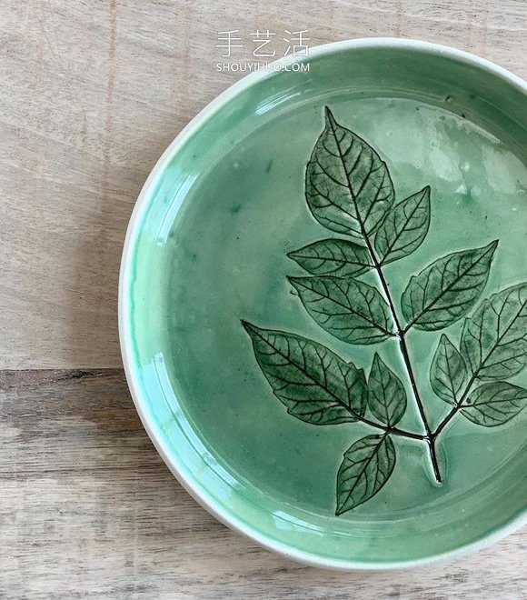 用真实花朵手工制作精美的陶瓷工艺品 -  www.shouyihuo.com