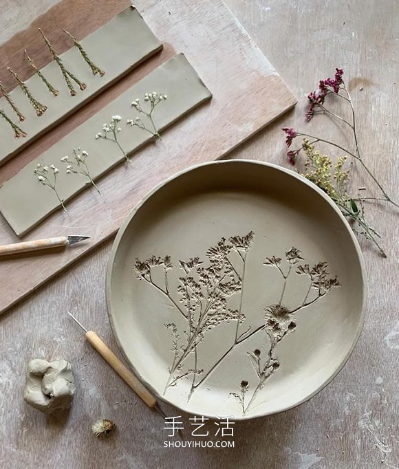用真实花朵手工制作精美的陶瓷工艺品 -  www.shouyihuo.com