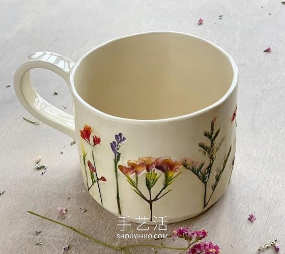 用真实花朵手工制作精美的陶瓷工艺品 -  www.shouyihuo.com