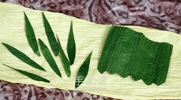 纸藤康乃馨花教程图解 -  www.shouyihuo.com