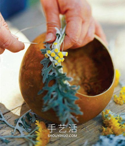 手工雕刻葫芦的方法制作过程 -  www.shouyihuo.com