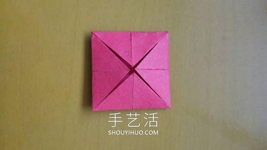 婴儿小衣裤折叠方法教程 -  www.shouyihuo.com