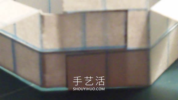 旋转纸飞机的折法最简单教程 -  www.shouyihuo.com