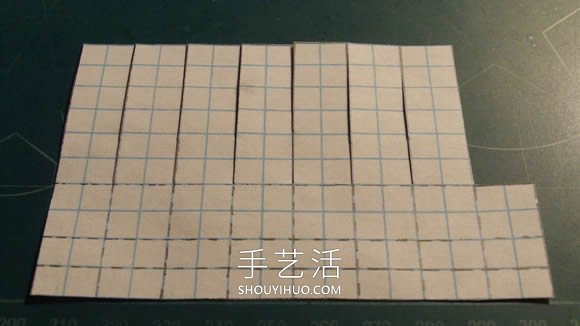 旋转纸飞机的折法最简单教程 -  www.shouyihuo.com