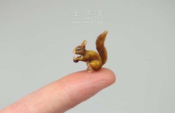 超逼真微型动物雕像，足以放在您的指尖！ -  www.shouyihuo.com